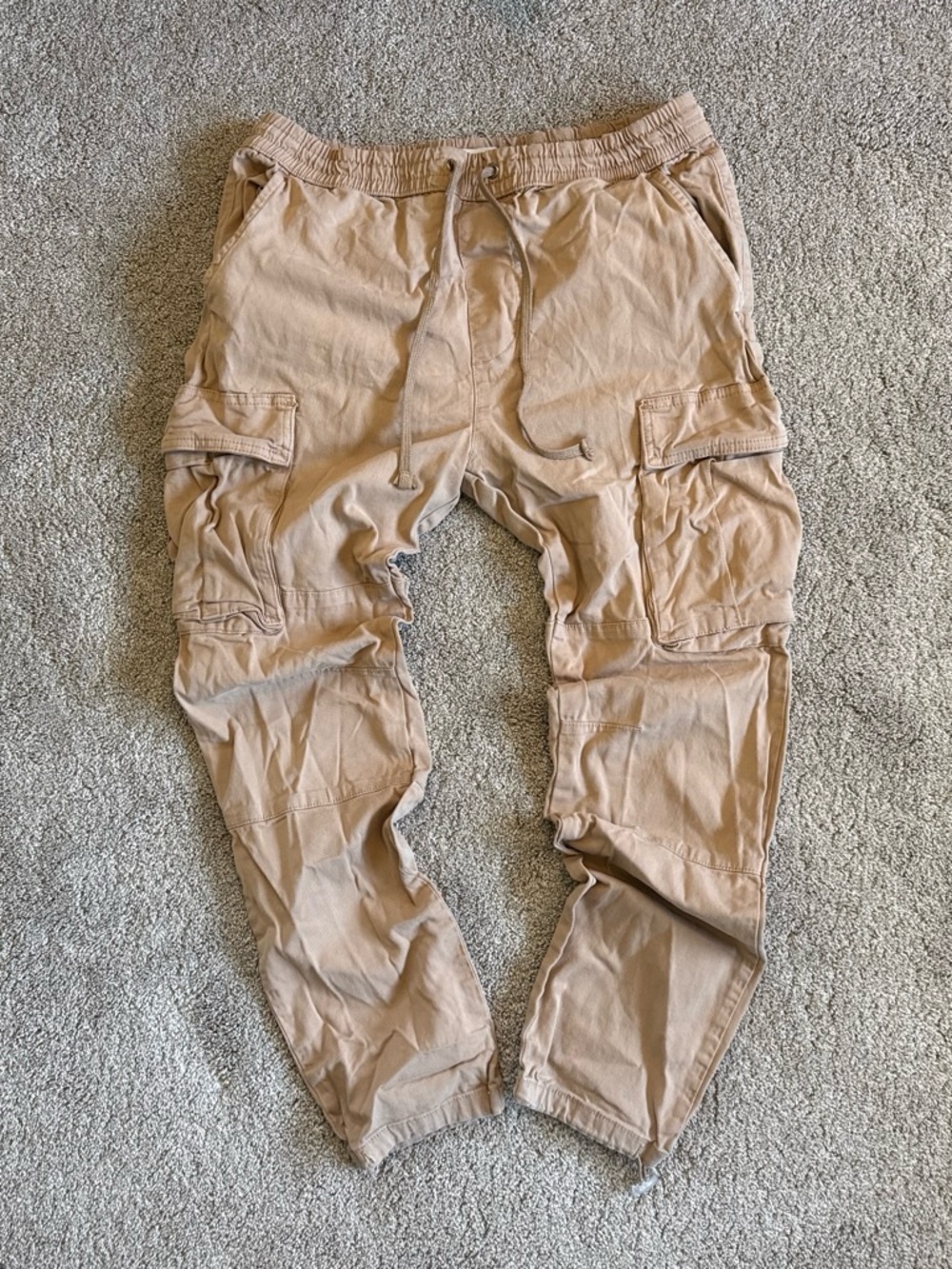 PacSun Men's Cargo Joggers in Light Tan